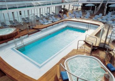 Pool deck and whirlpool spa aboard Seabourn Quest Caribbean cruise